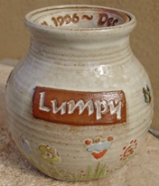 flower design on pet urn